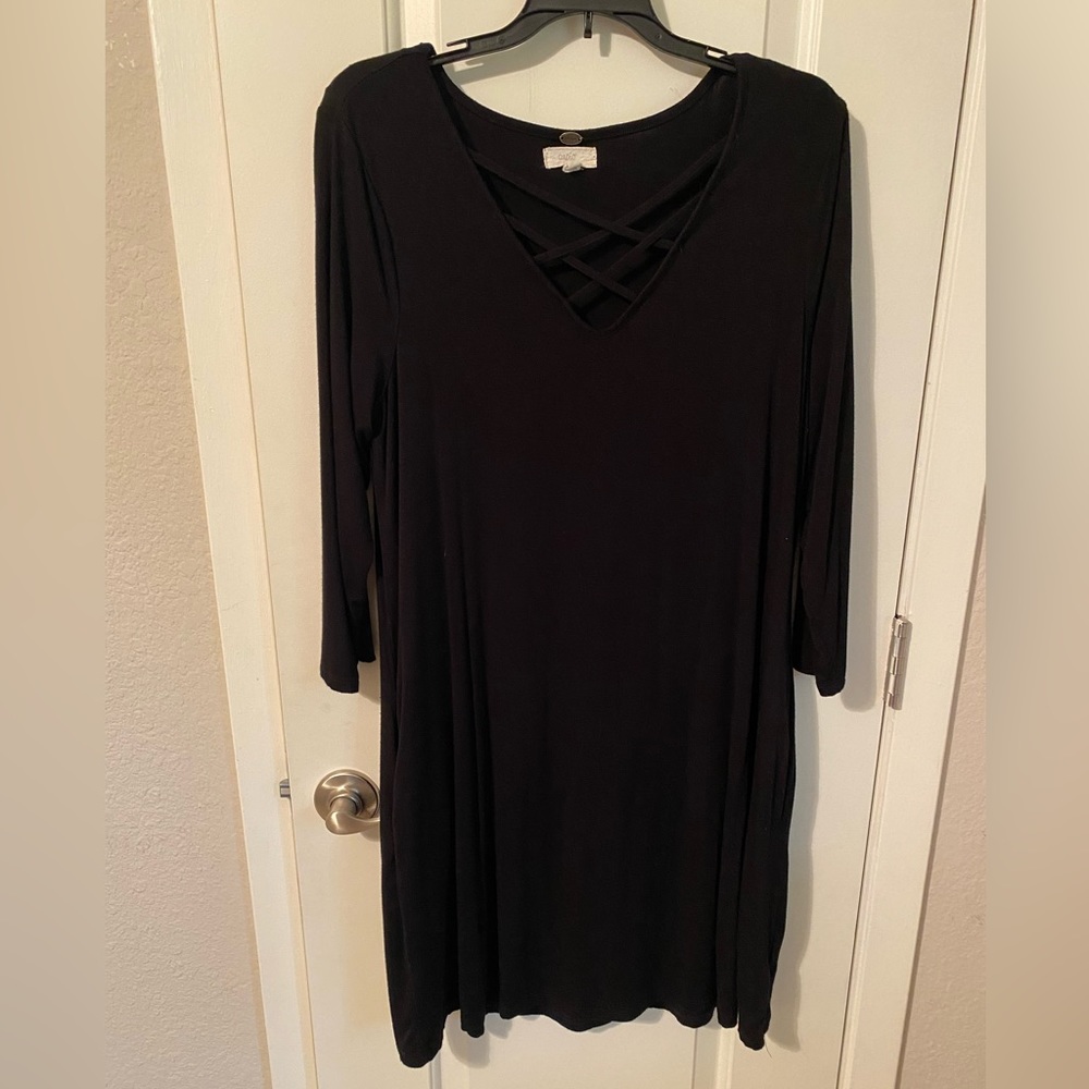 Super soft 3/4 sleeve black tunic dress - size L